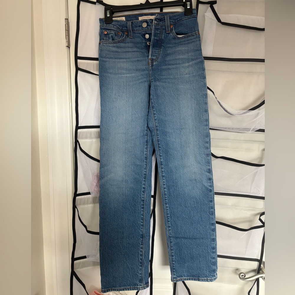 Levi’s Wedge Straight 23